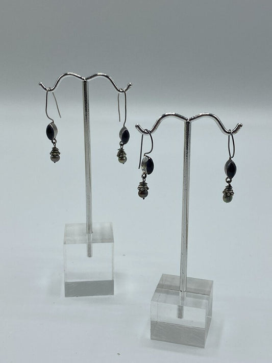 2 sets of Delicate Dangle Pierced .925 Earrings Stone with Pearl Accent /ro
